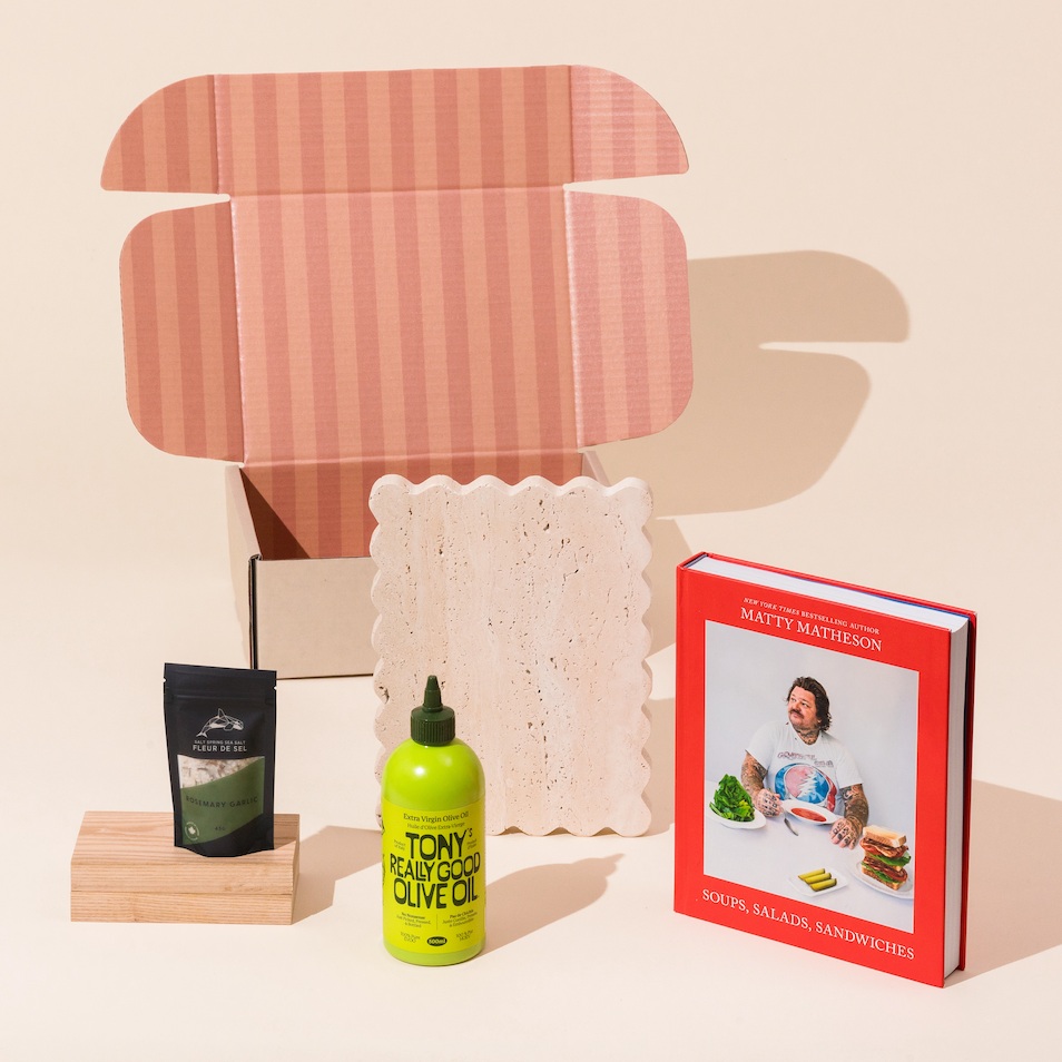 Local Legends Gift Box (Reachdesk USA)